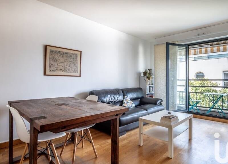 Appartement lumineux 44m² avec balcon et garage