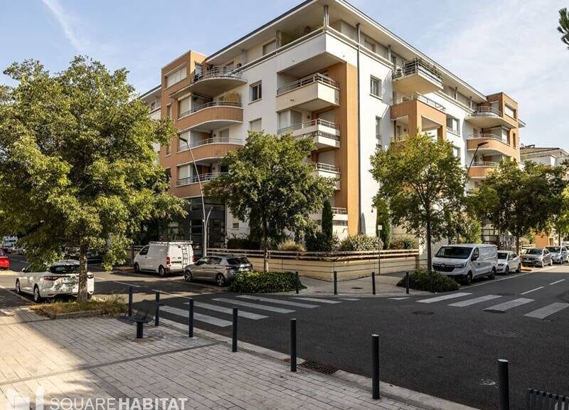 Appartement spacieux 44m² avec balcon et garage