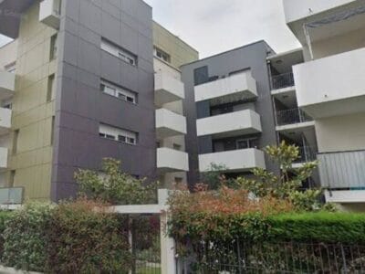 Appartement spacieux avec balcon et garage à 120000€