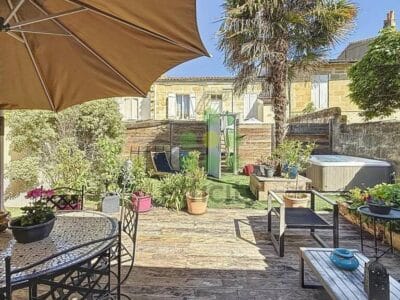 Appartement spacieux avec garage et balcon à 450 000€