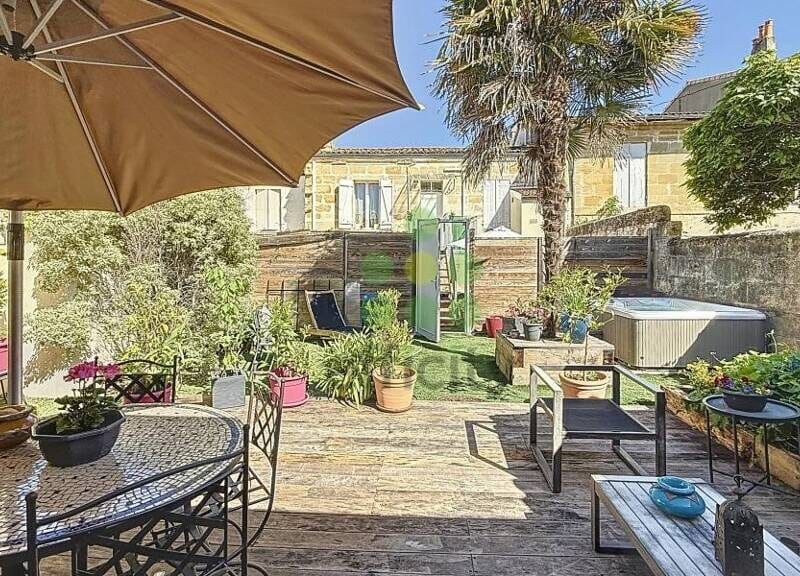 Appartement spacieux avec garage et balcon à 450 000€