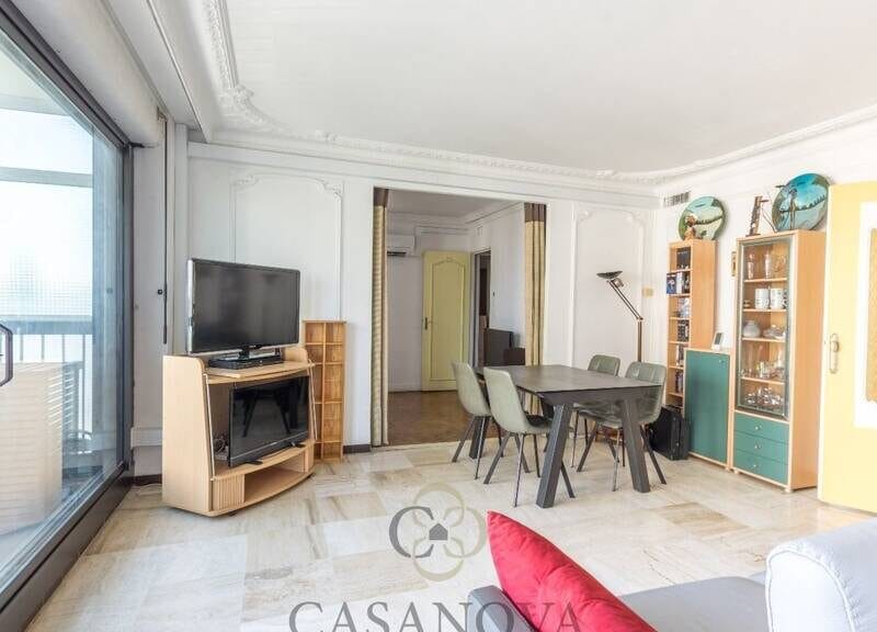 Appartement spacieux avec balcon et garage à 290000€