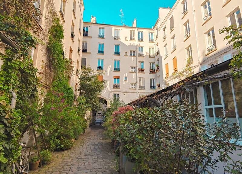 Bel appartement spacieux de 24m² avec balcon et garage