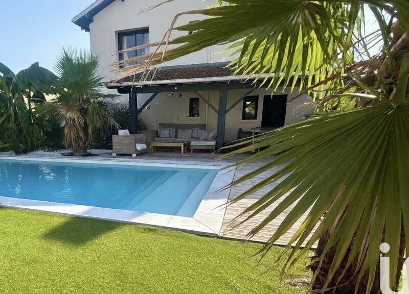 Appartement spacieux 140m² avec garage et balcon