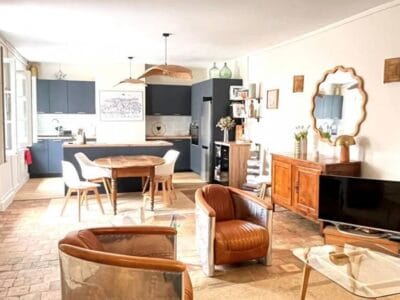 Appartement lumineux 110m² avec garage et balcon