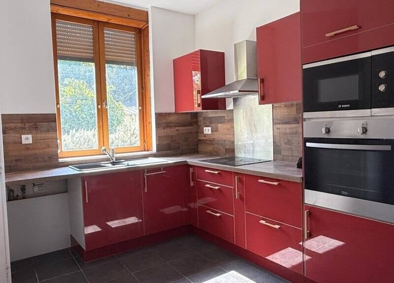 Appartement lumineux 67m² avec garage et balcon