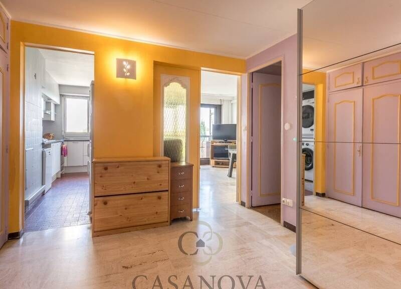 Appartement spacieux avec balcon et garage à 290000€