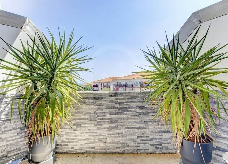 Appartement lumineux avec balcon et garage - 28m²