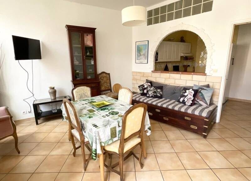 Bel appartement lumineux avec garage et balcon à 300000€