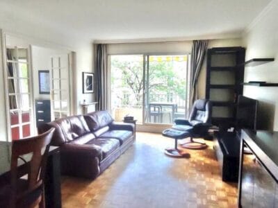 Superbe appartement lumineux avec garage et balcon