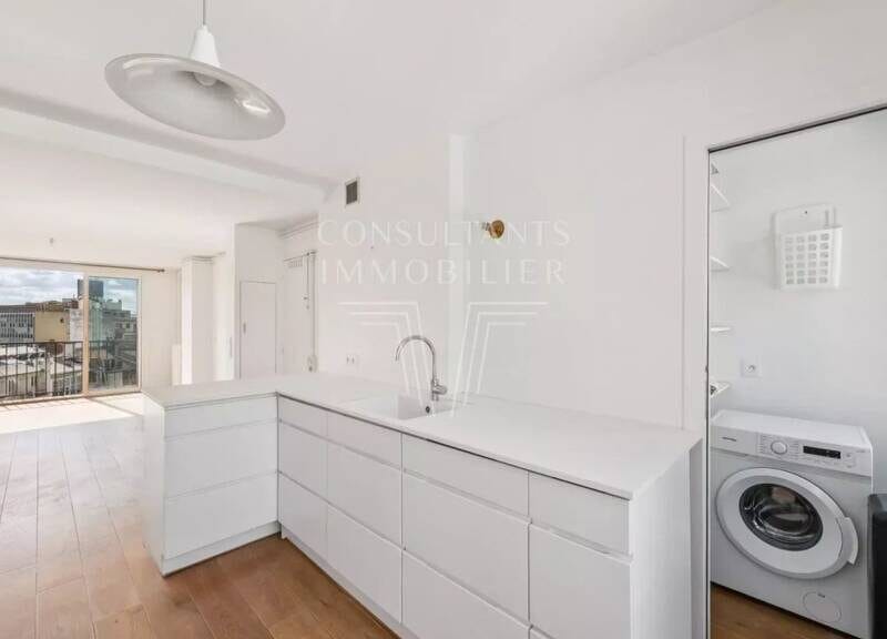 Appartement spacieux avec garage et balcon à 1.13M€