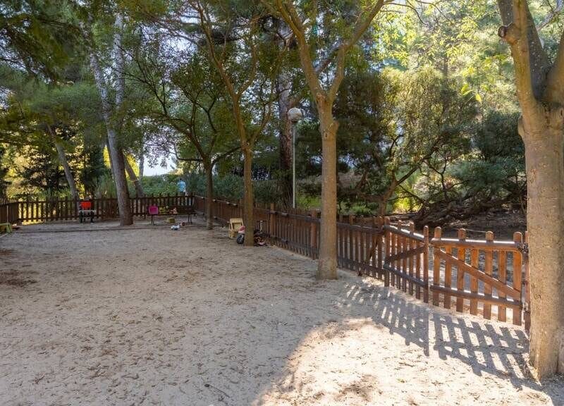 Bel appartement lumineux avec garage et balcon à 360000€