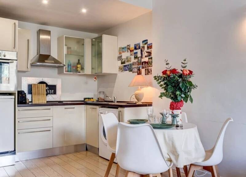 Appartement spacieux avec garage et balcon à 240000€