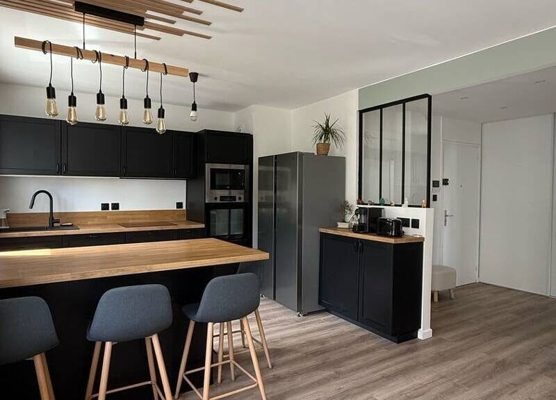 Appartement spacieux avec garage et balcon à 280000€