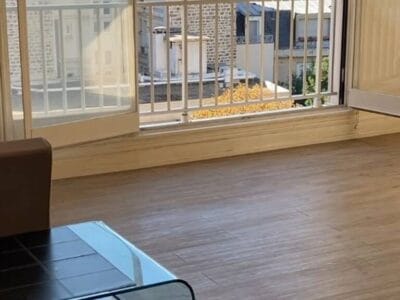 Appartement spacieux avec garage et balcon à 600000€