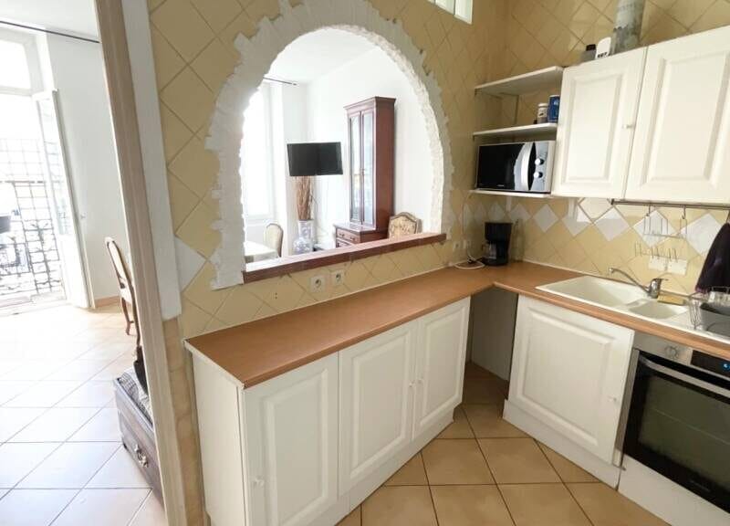 Bel appartement lumineux avec garage et balcon à 300000€