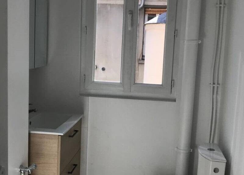 Appartement spacieux avec garage et balcon à 430000€