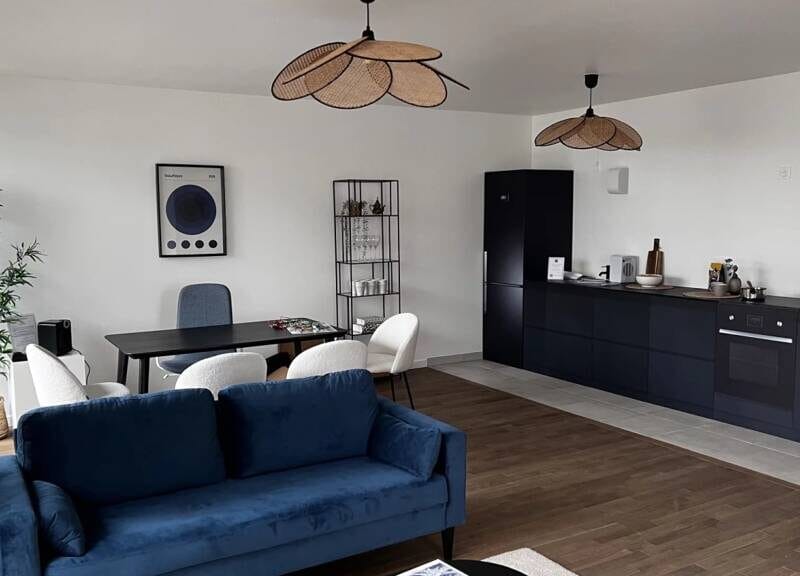 Bel appartement lumineux avec garage et balcon, 72m²