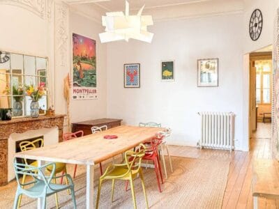 Maison d'exception avec garage et balcon - 168m²