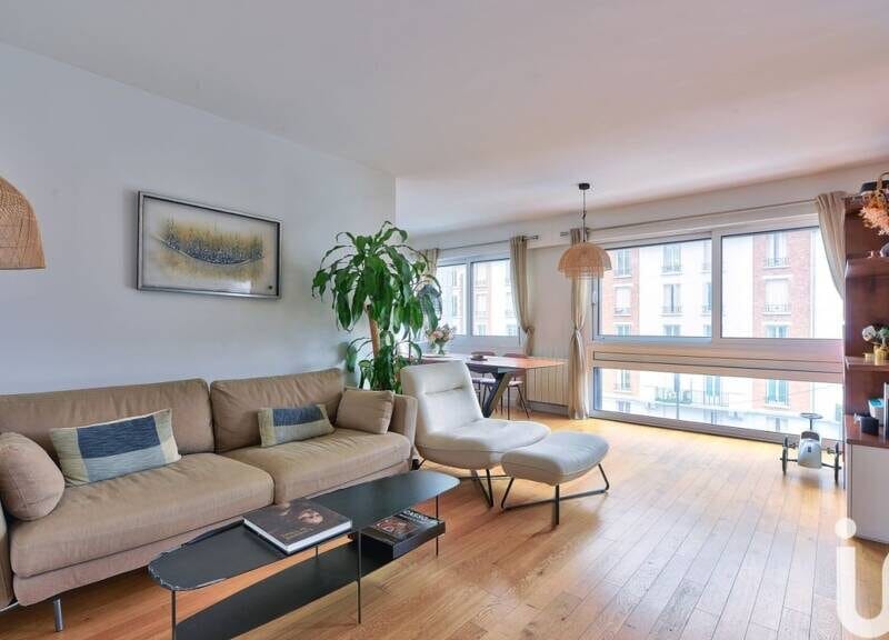 Bel Appartement Lumineux avec Balcon et Garage