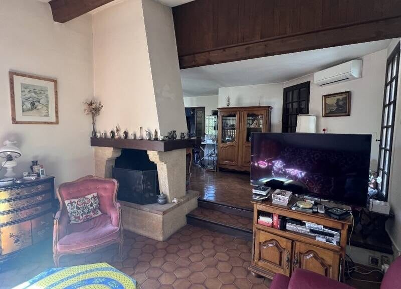 Appartement spacieux avec garage et balcon