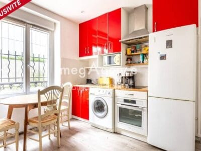 Appartement lumineux avec garage et balcon, 30m²