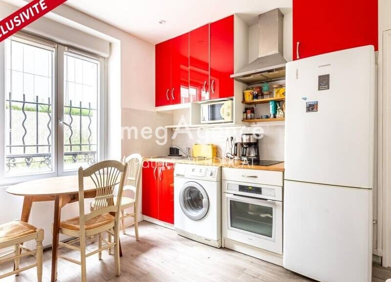 Appartement lumineux avec garage et balcon, 30m²