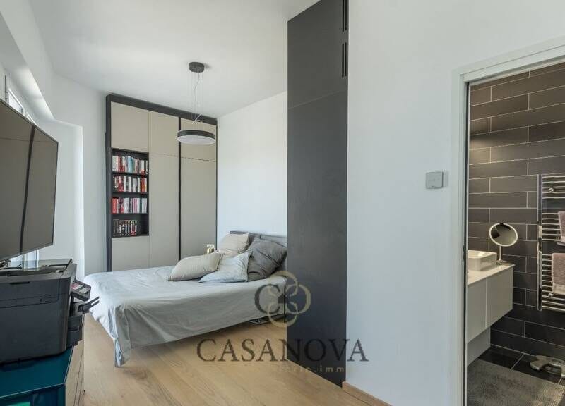 Appartement luxueux avec garage et balcon - 154m²