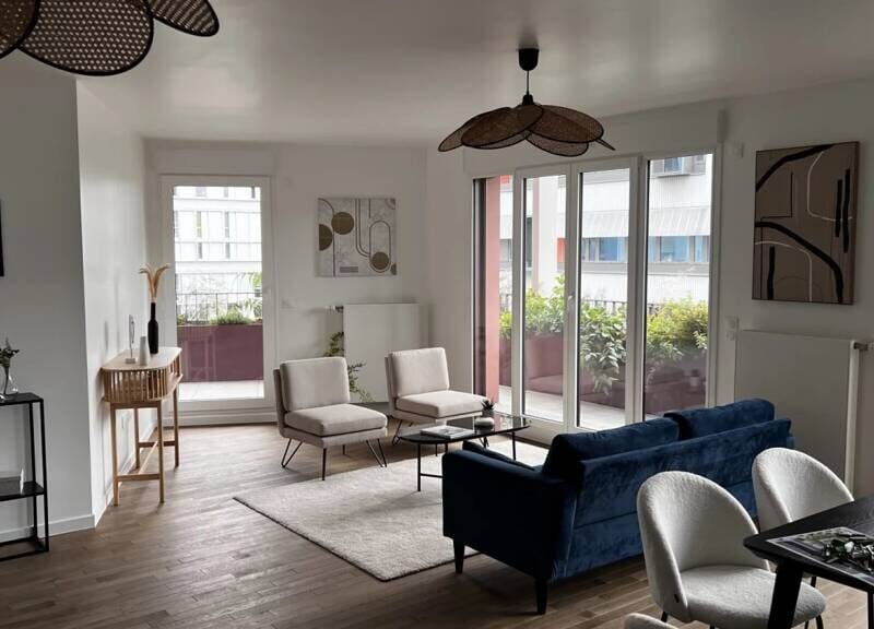 Bel appartement lumineux avec garage et balcon, 72m²