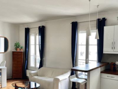 Appartement luxe avec garage et balcon à 590000€