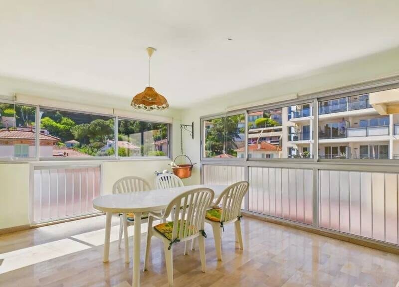 Appartement spacieux 48m² avec garage et balcon