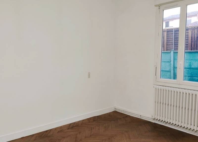 Appartement spacieux avec balcon et garage à [Localisation]