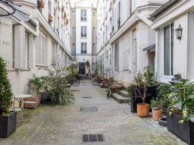 Appartement spacieux avec balcon et garage à 1750€