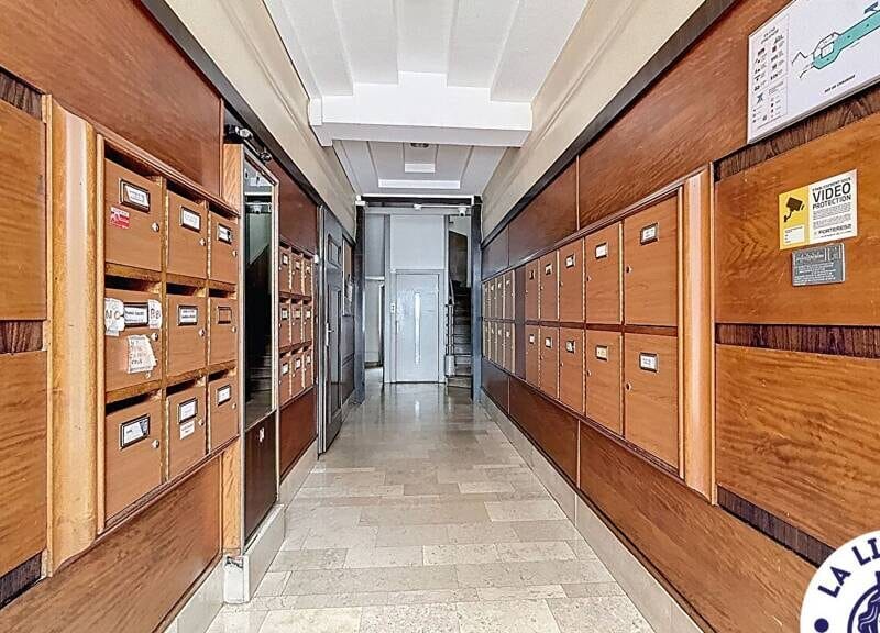 Appartement spacieux avec garage et balcon à [Localisation]