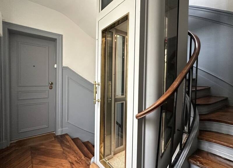 Appartement lumineux avec garage et balcon à Lyon